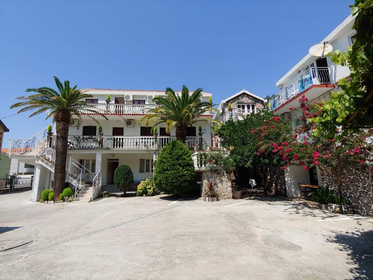 Apartments Radonjic Будва Экстерьер фото